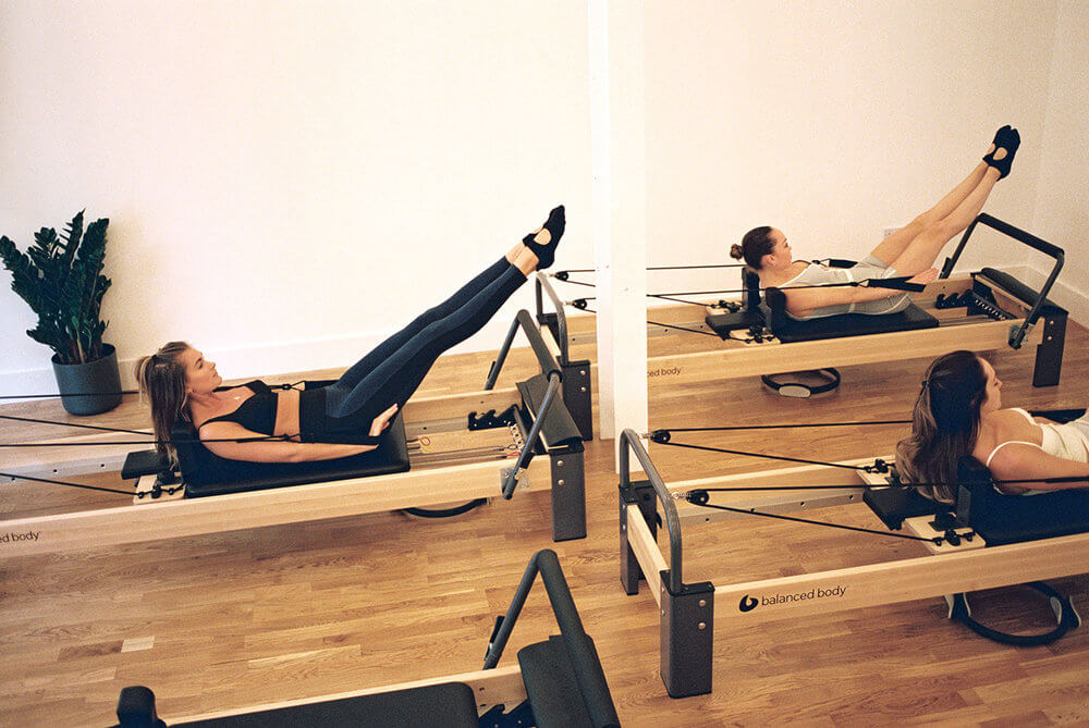El Pilates Reformer puede ser la mejor herramienta para fortalecer tu core