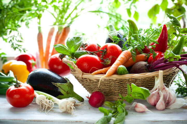 ¿Qué nutrientes no puedes obtener de las verduras y vegetales?