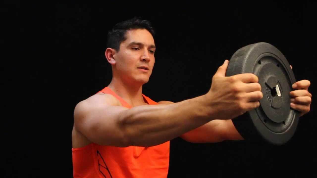 ejercicios con un disco de pesas