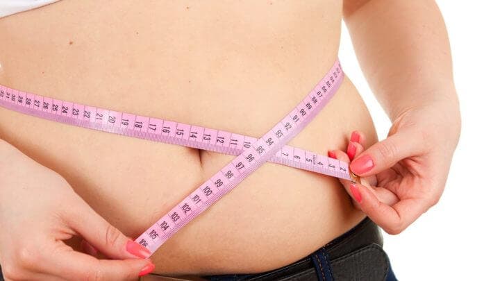 Medidas saludables de cintura en mujeres y hombres