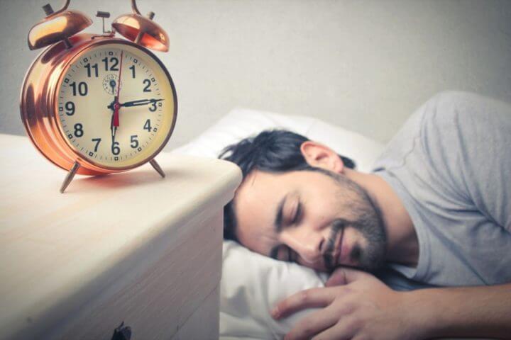 cuántas horas hay que dormir