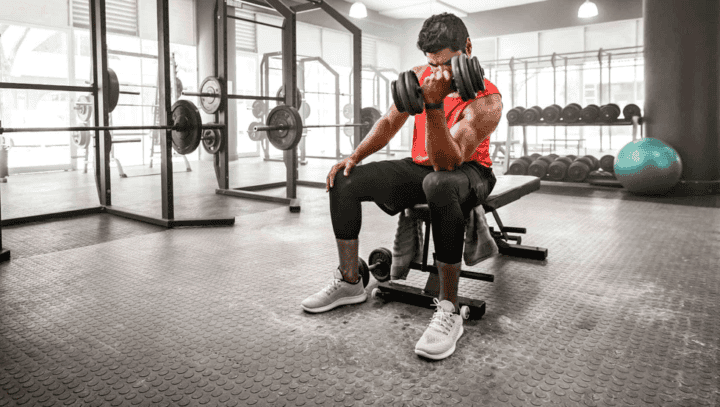Cómo reforzar tus músculos con ejercicios de fuerza