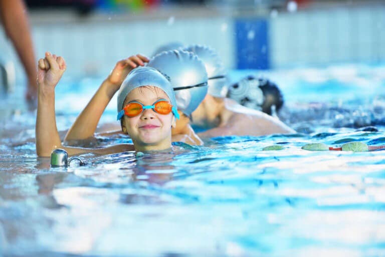 Beneficios de unirse al club de natación