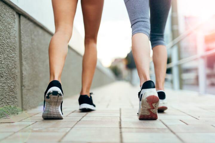 Beneficios de dar una caminata diaria de 10.000 pasos
