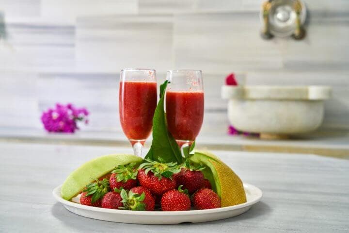 Receta de un batido de Vegetales y Ciruelas para el desayuno