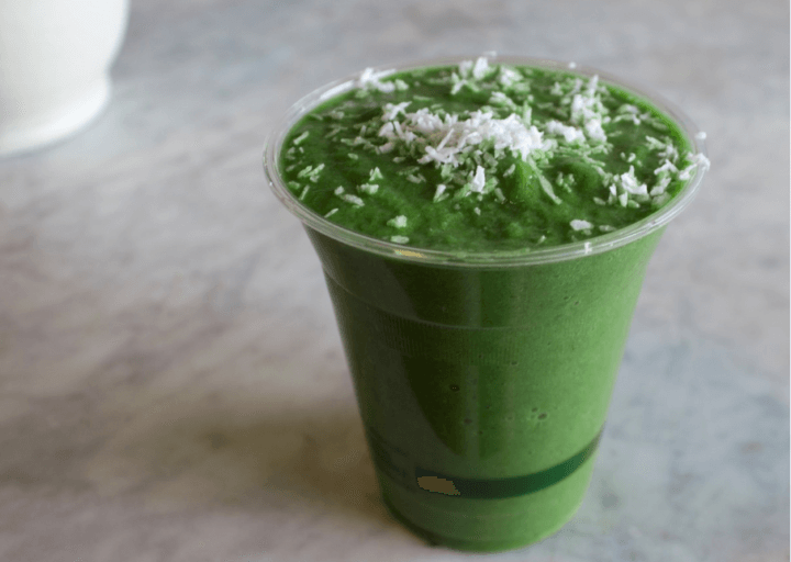 Recette de smoothie de jazmin con frutas y verduras