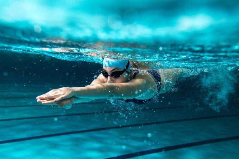 5 ejercicios para ganar fuerza en tus entrenamientos de natación