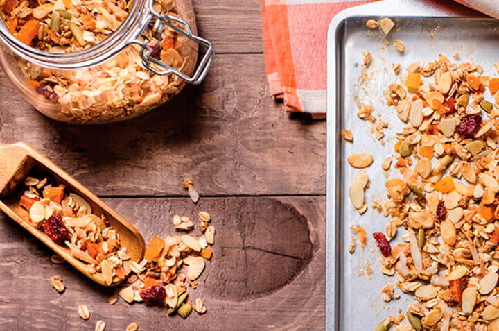 ¿Cómo preparar granola casera para parar antojos de azúcar?