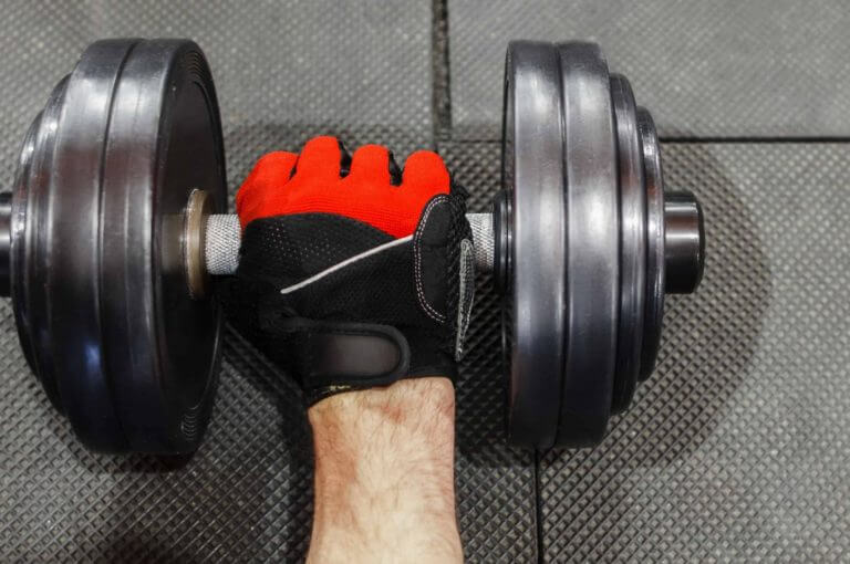 Tipos de guantes para el gimnasio: ¿cuál es la mejor opción a comprar para ti?