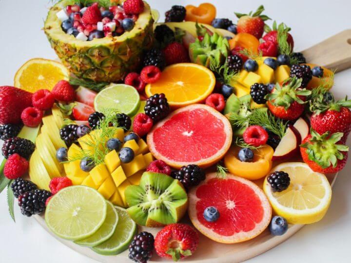 Pizza hecha de frutas y sin azúcar añadida