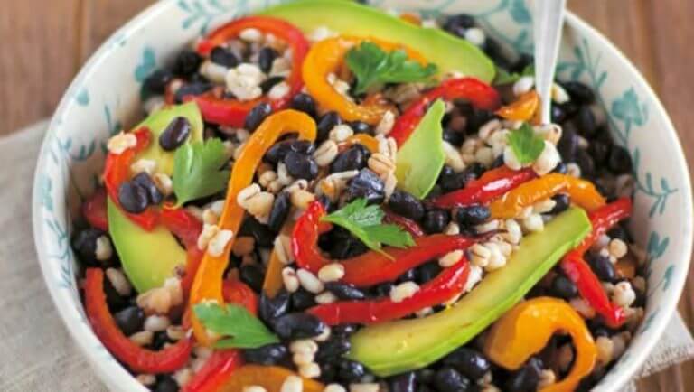 3 recetas de cenas saludables basadas en las judías