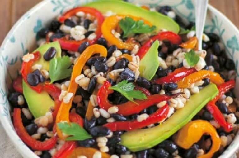 3 recetas de cenas saludables basadas en las judías