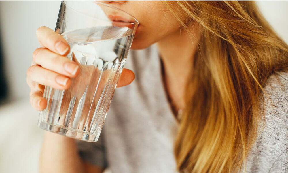 Importancia de beber agua frecuentemente