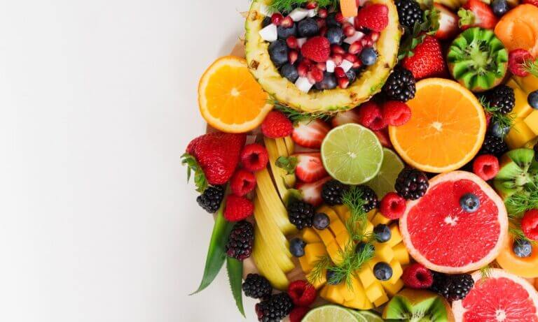 frutas tropicales que más beneficios aportan al organismo