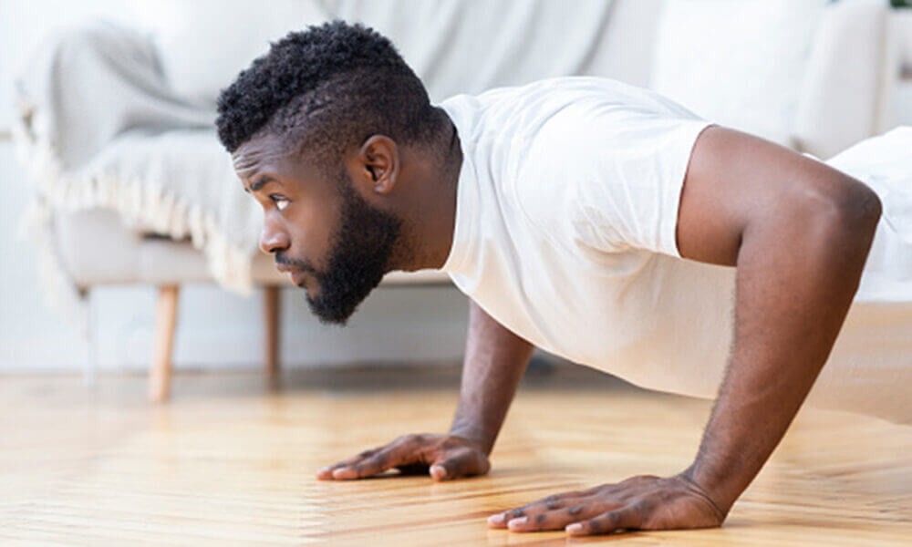 Claves para progresar haciendo flexiones de forma fácil y rápida