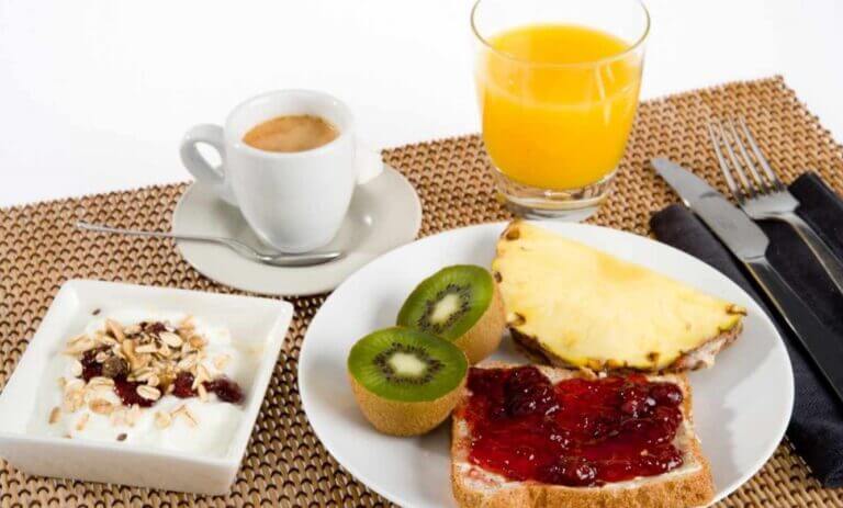 desayuno grande te hace quemar más calorías