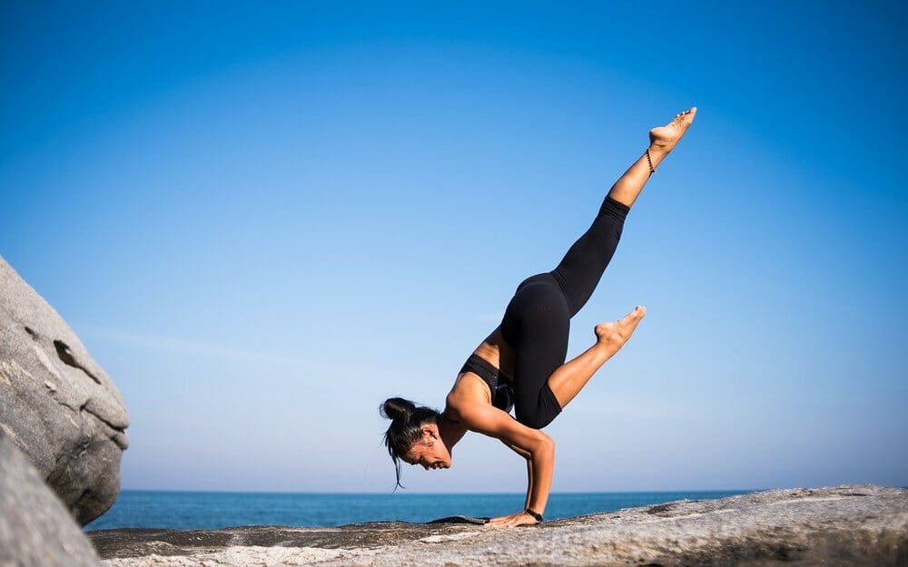 Cómo practicar yoga