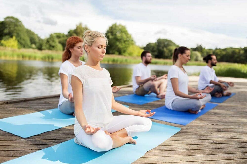 beneficios del kundalini yoga